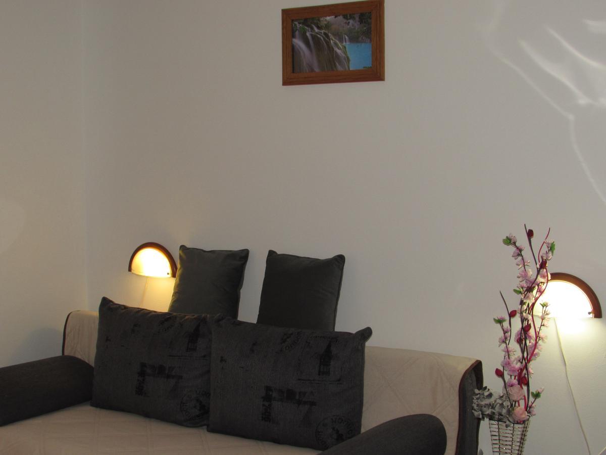 Apartment Spehar Seliste Dreznicko Εξωτερικό φωτογραφία